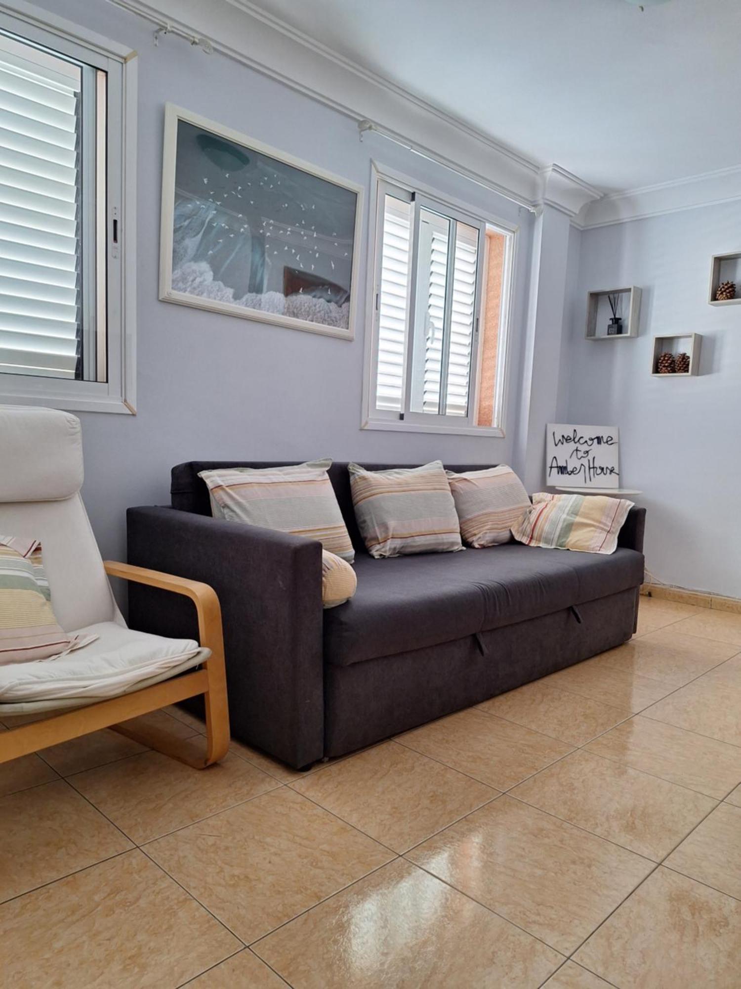 Amber House Apartment Аринага Екстериор снимка